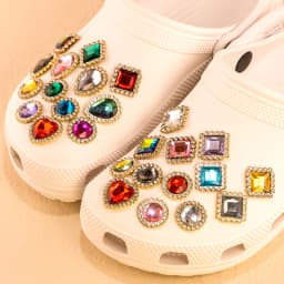 1pcs Luxury Charms for Women's Shoe Decorations Pins for Sandals Girls Female Favor Gifts Pink Shoe Chamrs Colourful Heart