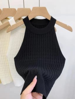 2026 Summer New Women's Knitted Halter Camisole Slim Fit Sleeveless Base Tank Tops Solid Color O-neck Outerwear Vests Crop Tops