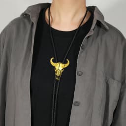 Men's Western Vintage Bolo Tie Cow Skull Design Black Leather Rope Cowboy Necktie with Bull Head Pendant Jewelry Gift Unisex