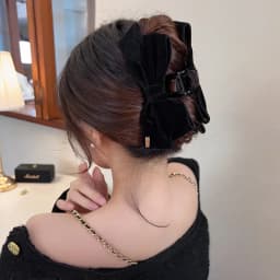Advanced Texture Velvet Hair Clips Black Double-Sided Bow Shark Clips Women Back Head Hairpin Fashion Barrettes Hair Accessories
