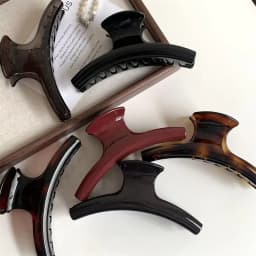 Extra Large Elegant Hair Claw Clip Arc Geometric Shark Clip Hair Clamps Grab Simple Vintage Women Hair Accessories