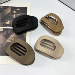 Fashion Oval Flat Hair Claw Clips for Women Matte Duckbill Clip Back-of-Head Bun Hair Accessories Simple Clip Hair Ornament