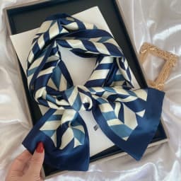 Luxury Design Skinny Silk Scarf Women Fashion Hair Ribbons Headbands Bandana Female Bag Wrist Wrap Neckerchief Foulard Neck Ties