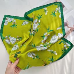 Imitation Silk Scarf For Women Green Square Scarf Bandanna Spring/Summer Luxury Headband Hair Scarf Soft Stain Neckerchief