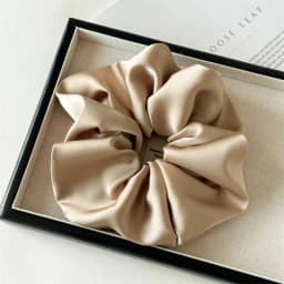2025 Korean Pure Color Large Scrunchies For Hair Spring New Style Large Colon Hair Ties For Women Fashion Girls Hair Accessories