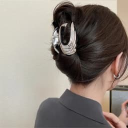 New Exquisite Metal Hair Claw Elegant Hollow Geometric Small Hair Clips Korean Barrettes Girs Hairpin Fashion Hair Accessories