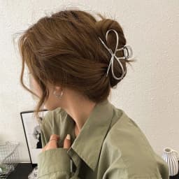 New Fashion Bow Metal Hair Women's High-End Geometric Pearl Temperament Korean Simple Girl Grab Clip Headwear