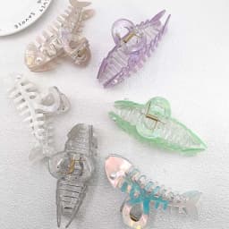 Y2K Colorful Fishbone Hair Claw Creative Personality Shark Clips Fish Barb PVC Crab Hair Clip Hair Accessories for Women