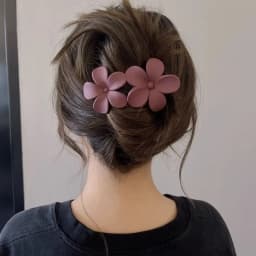 New Hair Clips Accessories Elegant Fashion Frosted Butterfly Flower Barrettes Women Simplicity Hairpins Simple Duckbill Headwear