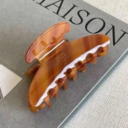 New Retro Korean Acetate Hair Claw Large Crab Hair Clips Shark Clip Simple Hairpin Fashion Hair Accessories for Woman Girls