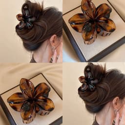 Women's Egg Flower Hair Claws Clips Crab Shaped Lightweight Plastic Hair Clips Large Hairpins Ponytail Fashion Hair Accessories