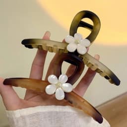 High-End Flower Back Of Head Frosted Hair Clip For Women