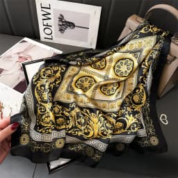 New Four Seasons Fashion Print Silk Square Scarf 70x70cm Fashionable Four Seasons Headband Luxury Sunscreen Shawl Bandannas