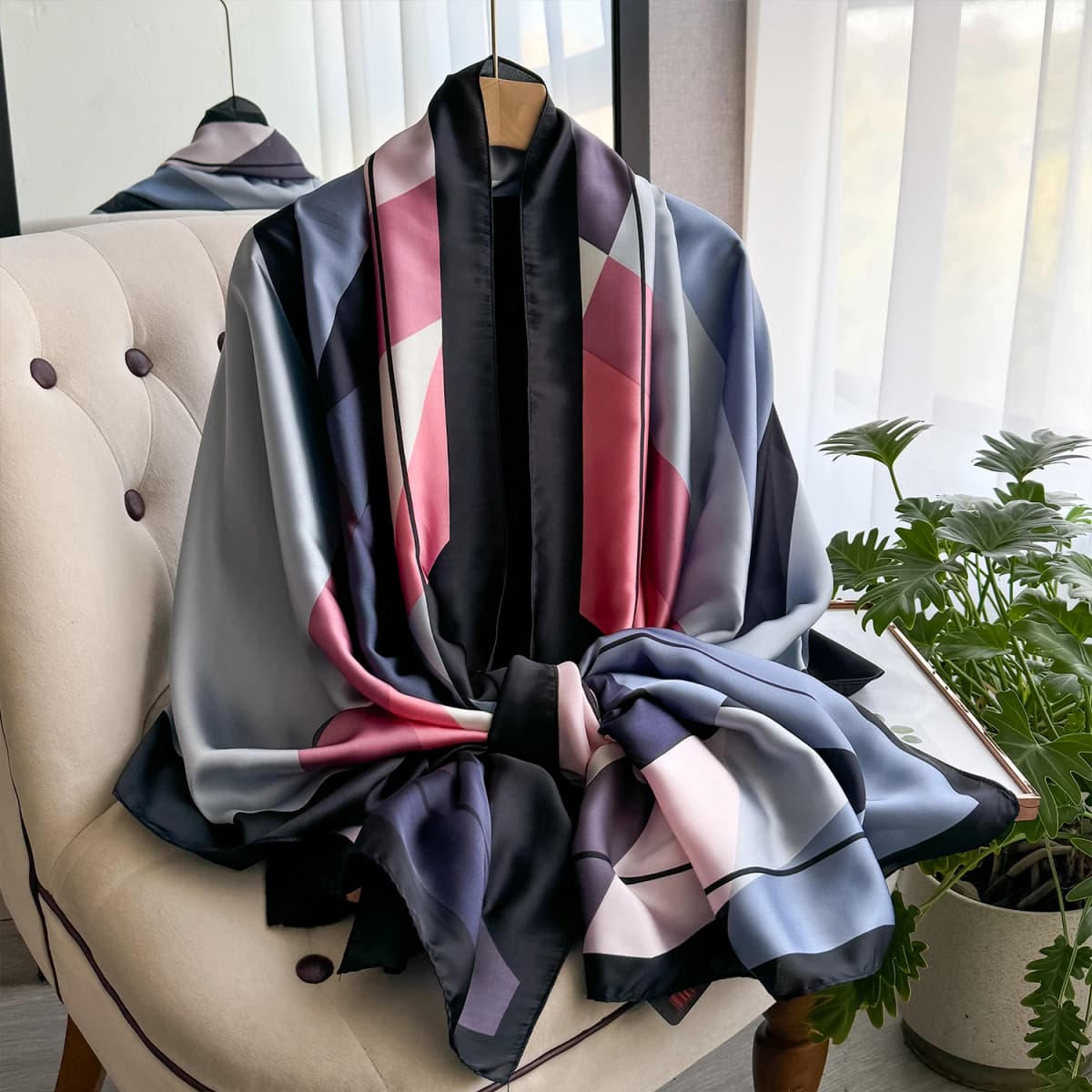 Luxury Brand Scarf Spring Summer Women Beach Sunscreen Fashion Party Shawl China Quality Silk Lady Popular Print Scarves Hijab