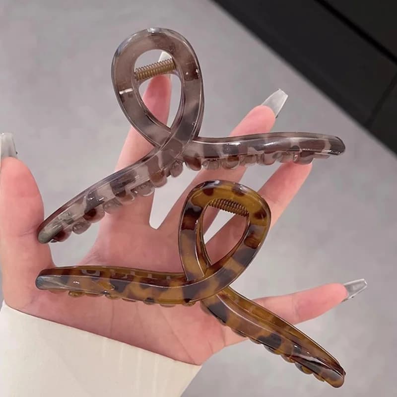 Large leopard print Hair Clips for Women - Jumbo Loop Hair Claw Clips for Thick Hair Big Hair Clip Claw for Women and Girls