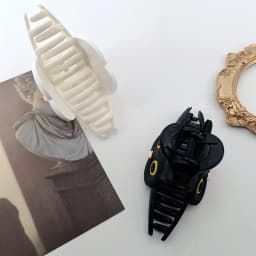 1pc Large Solid Color Hair Clip - Cute Cat - Shaped Plastic Claws, Fashionable Animal - Themed Hair Accessories