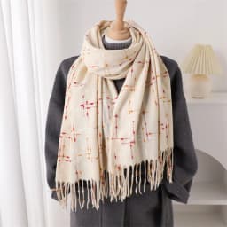 Luxury Brand Plaid Scarf Women Autumn Winter Women Warm Neckerchief Pashmina Lady Shawls and Wraps Casual Tassel Blanket Scarves