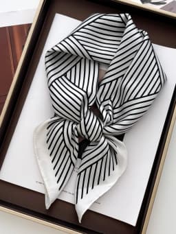Flower Printed Square Scarf Elegant Thin Breathable Decorative Neck Scarves Windproof Headscarf For Women