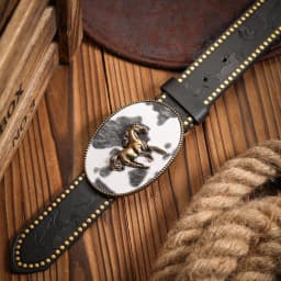 A Western-style PU Leather Belt for Both Men and Women, a Classic and Casual Retro Belt