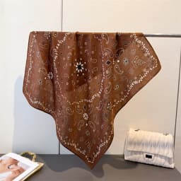 Trendy Print Square Scarf For Women Cotton Velvet Neck Scarf Shawl Warp Elegant Neckerchief Bandanas Ladies Hijab