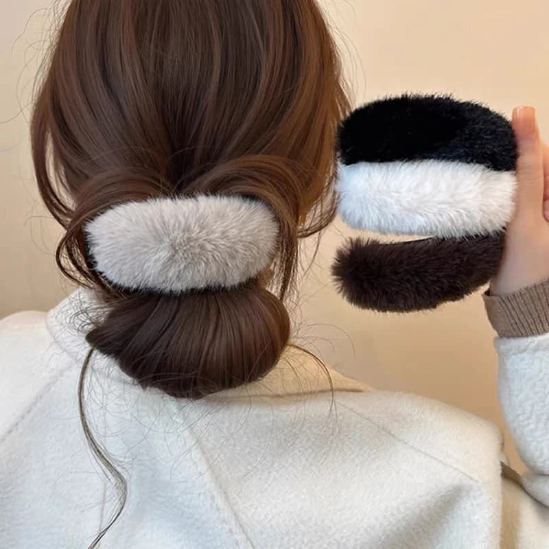 AWAYTR Simulated Plush Twist Hair Clips Acrylic Hairpin Korean Style Vintage Hairgrip for Women Elegant Hair Accessories