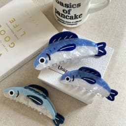 1Pcs Creative Ocean Sardine Hair Clip Cute Shark Texture Ponytail Holder Female Hair Ornament Clip
