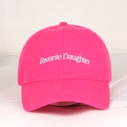Fun “Favorite Daughter” Embroidered Soft-Peak Baseball Cap: A Stylish, Adjustable Sun Hat Perfect for Shopping and Vacations