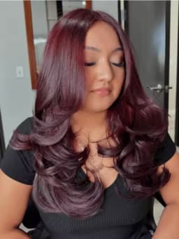 Glue-free Wig 9x6 in human hair, dark burgundy, ready-to-wear, Brazilian, colorful, degraded, mated, with pre-cut lace, density 250