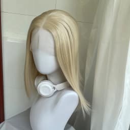 Light Blonde Shoulder Length 13x4 Synthetic Lace Front Wigs Women Middle Part Short Straight Wigs Glueless Wigs 150% Density
