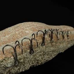 50pcs/box Sharp High Steel Carbon Fishing Treble Hook Strong Crank Barbed Jig Hooks for Carp Sea Fishing Fly Tying Lure 2-14#