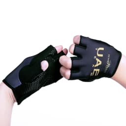2026 White UAE Team Cycling Sports Gloves Half Finger Men Women Ropa Road Bike Gloves Running Fitness Gym Riding Bicycle Gloves