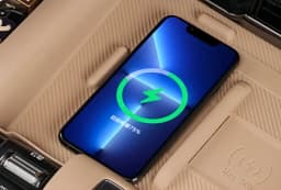 Fit for BYD Leopard 8 Auto Wireless Charging Silicone Pad Modified Auto Center Control Anti-skid Pad Storage Box Upgrade Parts