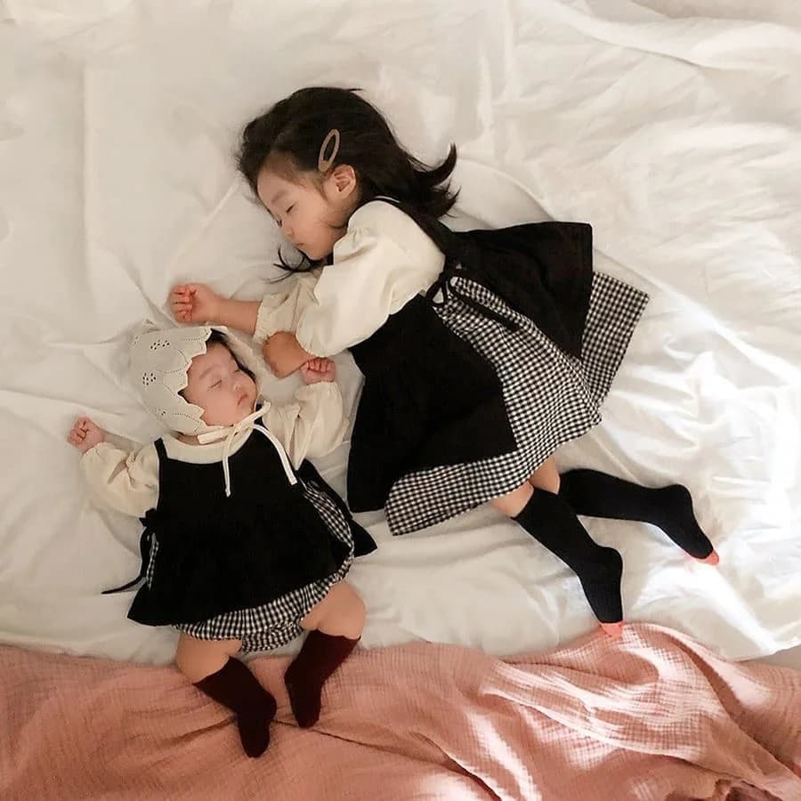 Korean Version Spring and Autumn 1-5 Years Old Sisters Suit Long Sleeve Plaid Dress+suspender Vest Two-piece Baby Jumpsuit