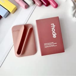 Hot‑Trend Lip Gloss Magnetic Back Design, Silicone Phone Back Holder, Stable Attachment for Simple Convenient Daily Use