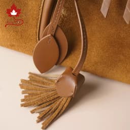 2027 Hot Sale Chic Tassel Design Women Armpit Shoulder Bag Caramel Coffee Color High-end Suede Cow Leather Women Handbag Winter