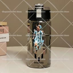600ML CR7 Sports Water Bottles Cartoon Football Star Ronaldos Large Water Cups New Outdoor Transparent Drinking Bottle Kids Gift