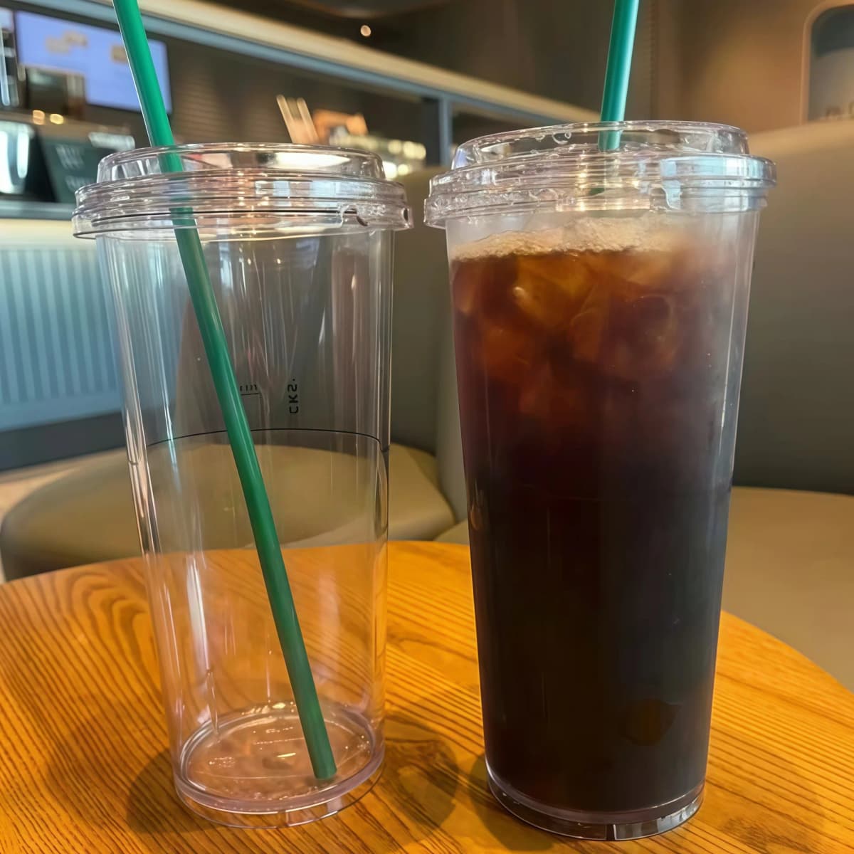 Portable Minimalist Transparent Water Cup for Female Couples Transparent Plastic Straw Cup Cold Water Bottles Drinkware