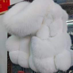 Women's Hooded Fox Fur Vest Coat Short 2025 Fur Outerwear Fashionable And Elegant