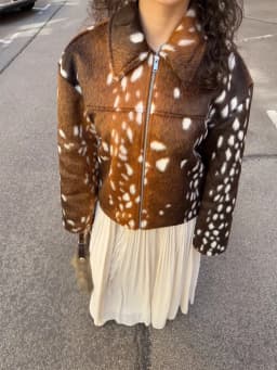 Women Leopard Print Stand Collar Waist Cinched Faux Fur Short Coat Fluffy Cuff Fashion Outerwear Winter Ladies Warm Furry Jacket