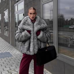 Fashion Winter Soft Fluffy Fur Coat Women High Street Luxury Large lapel Faux Fox Fur Jacket Silver fox colored Female Overcoats