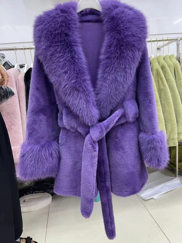 Luxury High Quality New Large Fur Collar Fur Coat Belt Slim Jacket Women Winter Warm Eco-Friendly Mink Fox Fur Coat Premium Tops