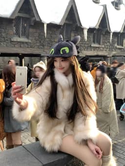 2025 New Fur Coat Women's Winter Stand Collar Gradient Thickened Warm Environmentally Friendly Plush Versatile Short Style
