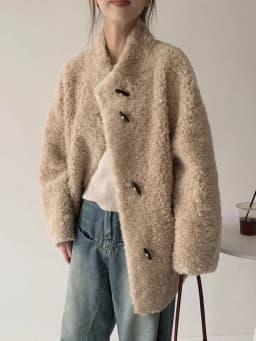 Cute Warm Faux Lamb Long Coat Women Fashion Sweet Loose Thick Winter Kawaii Jacket Outwear Casual Chic Stand Collar Buttons Top