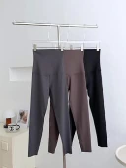 BIVIGAOS Ultra High Waist Sharkskin Yoga Leggings Women Tight Elastic Spring Butt Lifting Shaping Sexy Sport Fitness Leggings