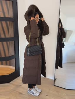 Women Long Puffer Coat Faux Fur Hood Drawstring Waist Zip Up Button Thick Warm Maxi Padded Jacket 2026 Winter Chic Casual Outfit
