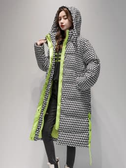 2023 Winter Warm Plaid Long Coat Women ' s Fashion Thicken Hooded Puffer Jacket Female Windproof Warm Outwear