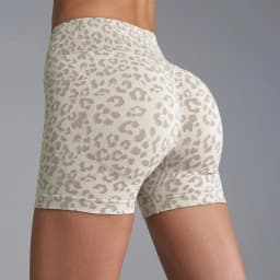 Women's High Waist Leopard Shorts Yoga Tights Casual Seamless Sporty Fitness Short Leggings Female Cycling Running Gym Shorts