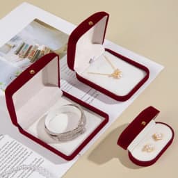 Flocking Gold Buckle Jewelry Box Pendant Ring Necklace Earring Bracelet Display Storage Box Luxury Feelings Packaging Box