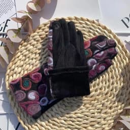 Winter Warm Creative Personality Embroidery Flowers Gloves Women Elegant Fashion Retro Drive Cycling Thick Touch Screen Mittens