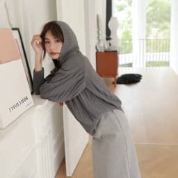 Miyake Pleated Hooded Zipper Cardigan Women 2026 Early Autumn Long Sleeve Pleats Top Versatile Slimming Short Solid Color Jacket